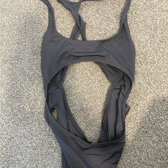 NWT Skims Cut Out Monokini in Gunmetal Grey Size Large - Picture 4 of 5